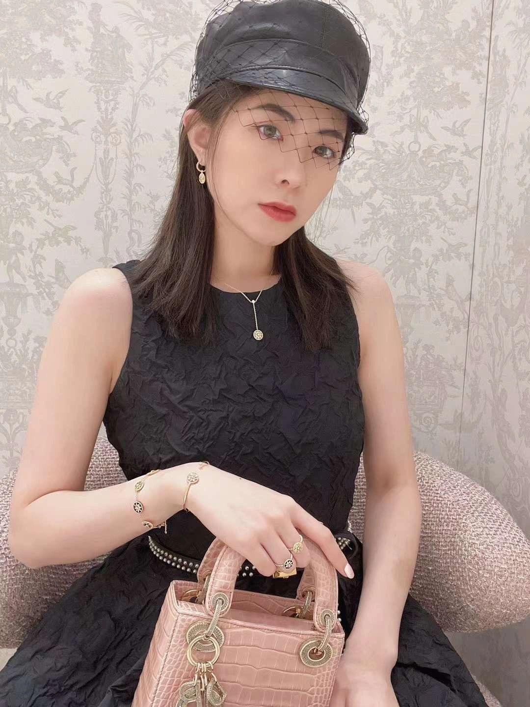 상세 이미지