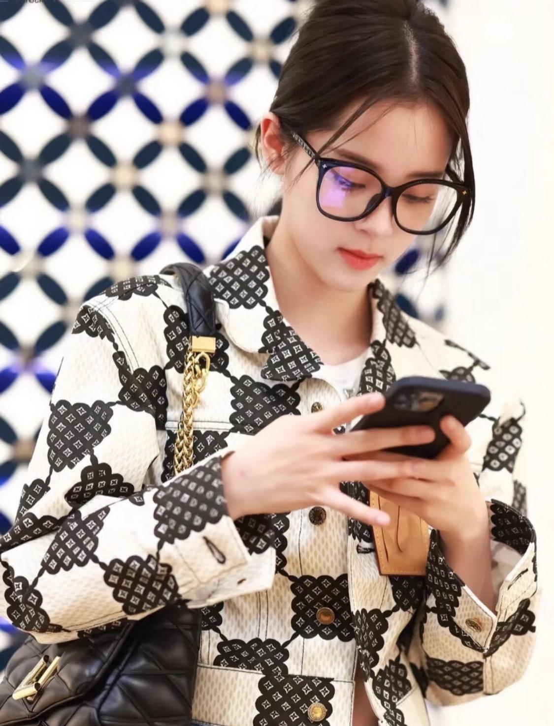 상세 이미지