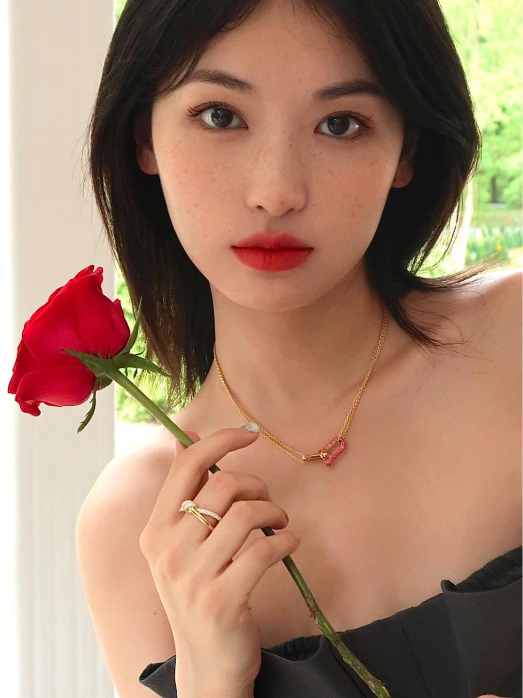 상세 이미지