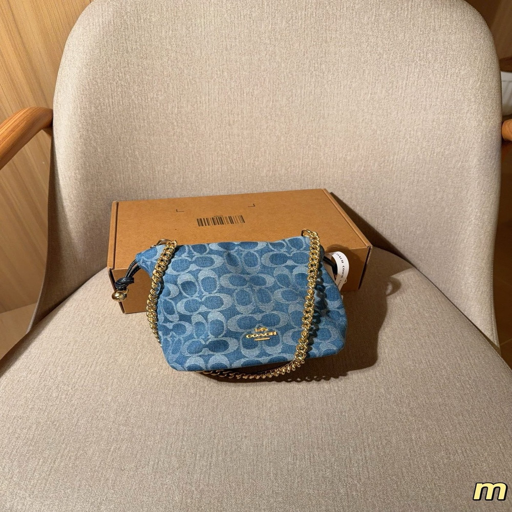 코치 데님 체인 미니 버킷백