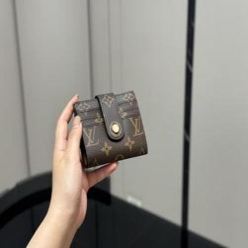 반 지갑