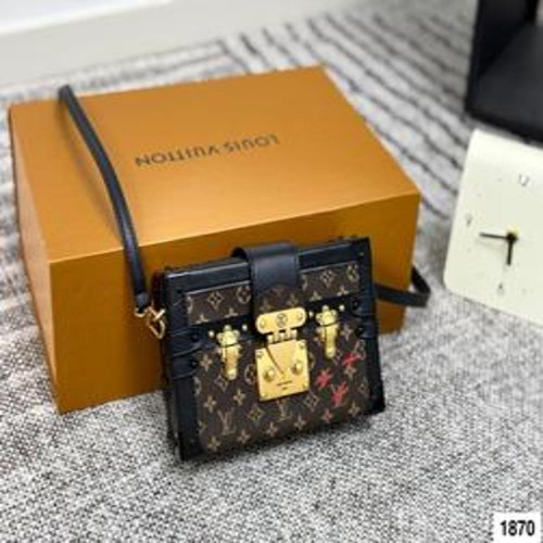 트렁크백