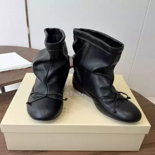 언필로 스웨이드 양가죽 콤비 내장굽 앵클 부츠
