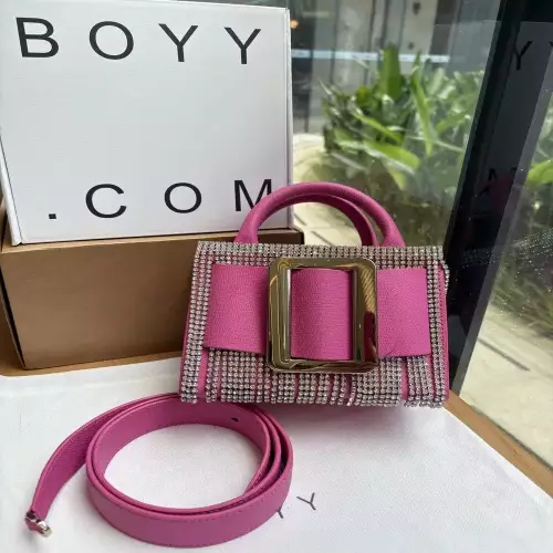 보이 보비 시리즈 벨트 장식 송치 스톤 토트백