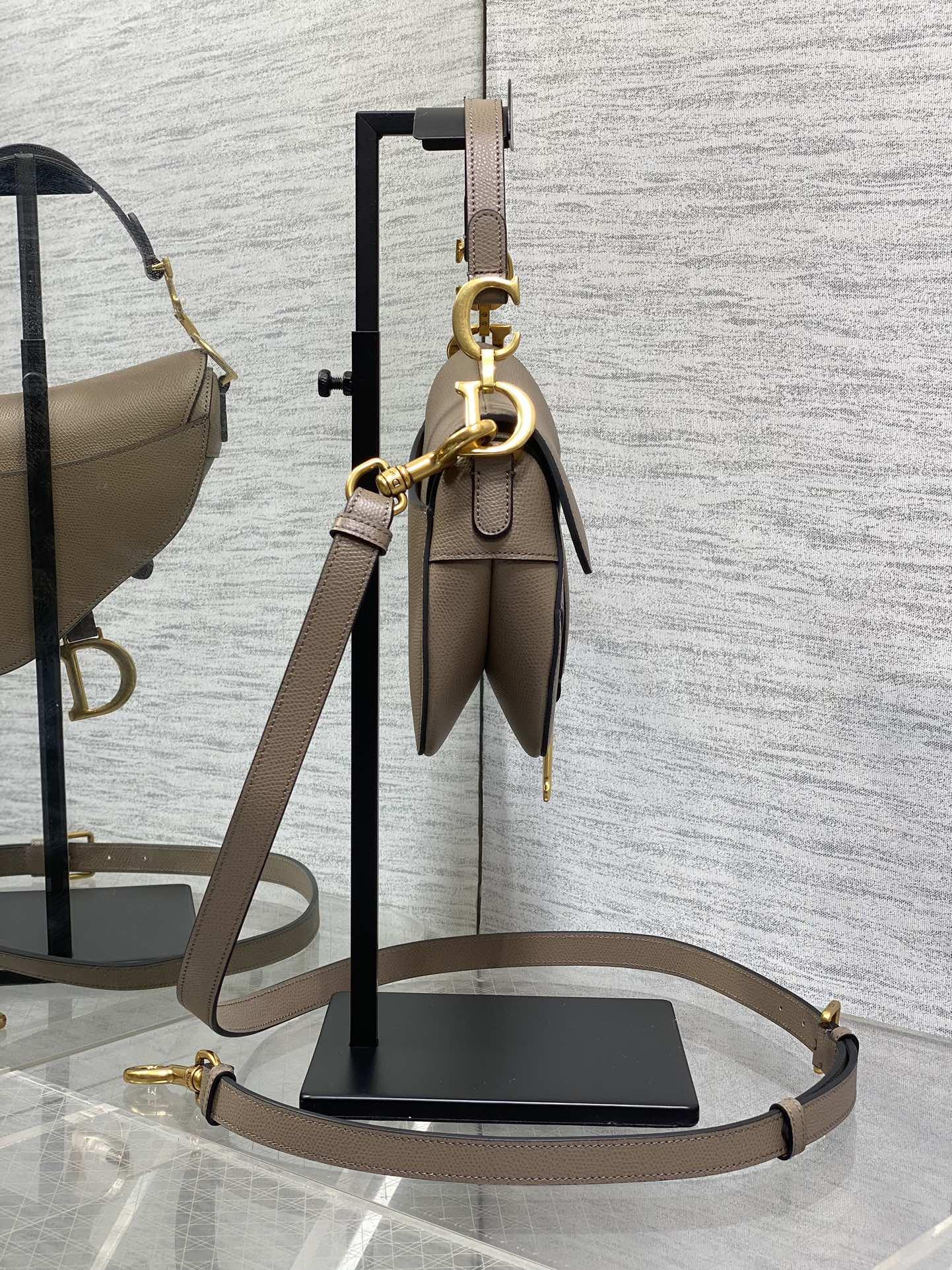 상세 이미지