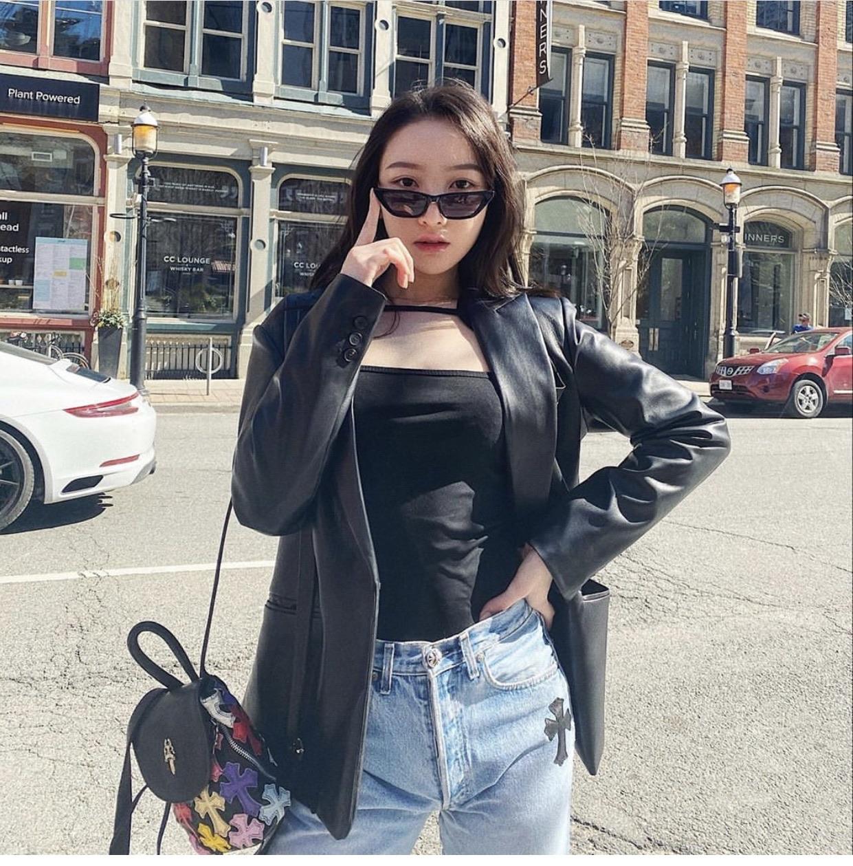 상세 이미지