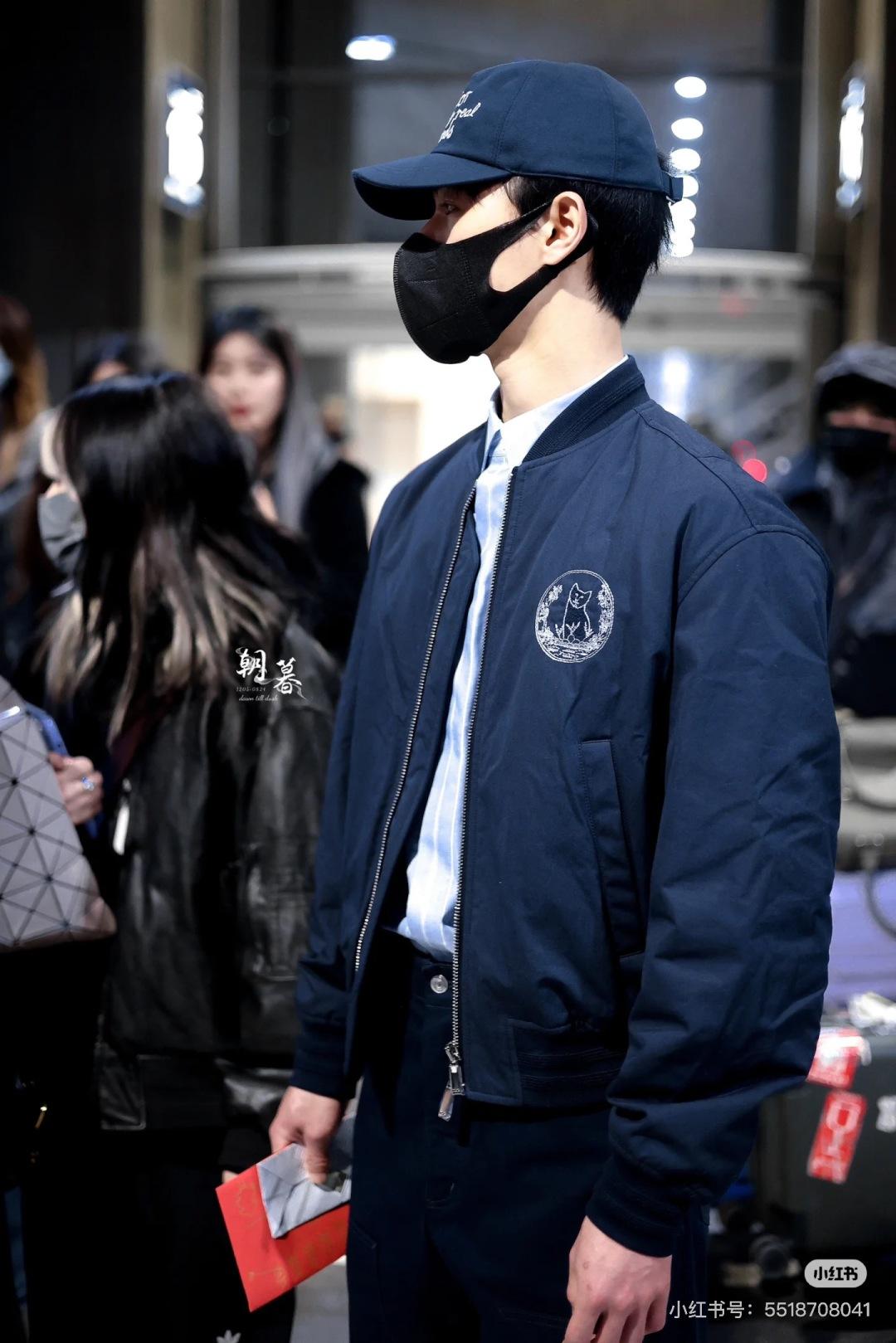 상세 이미지