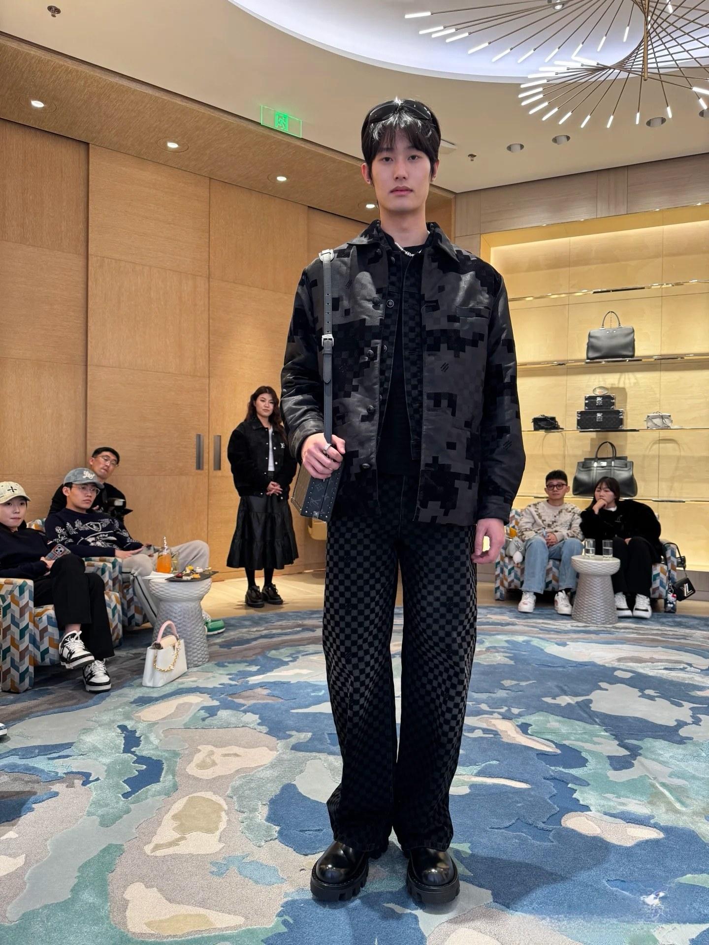 상세 이미지
