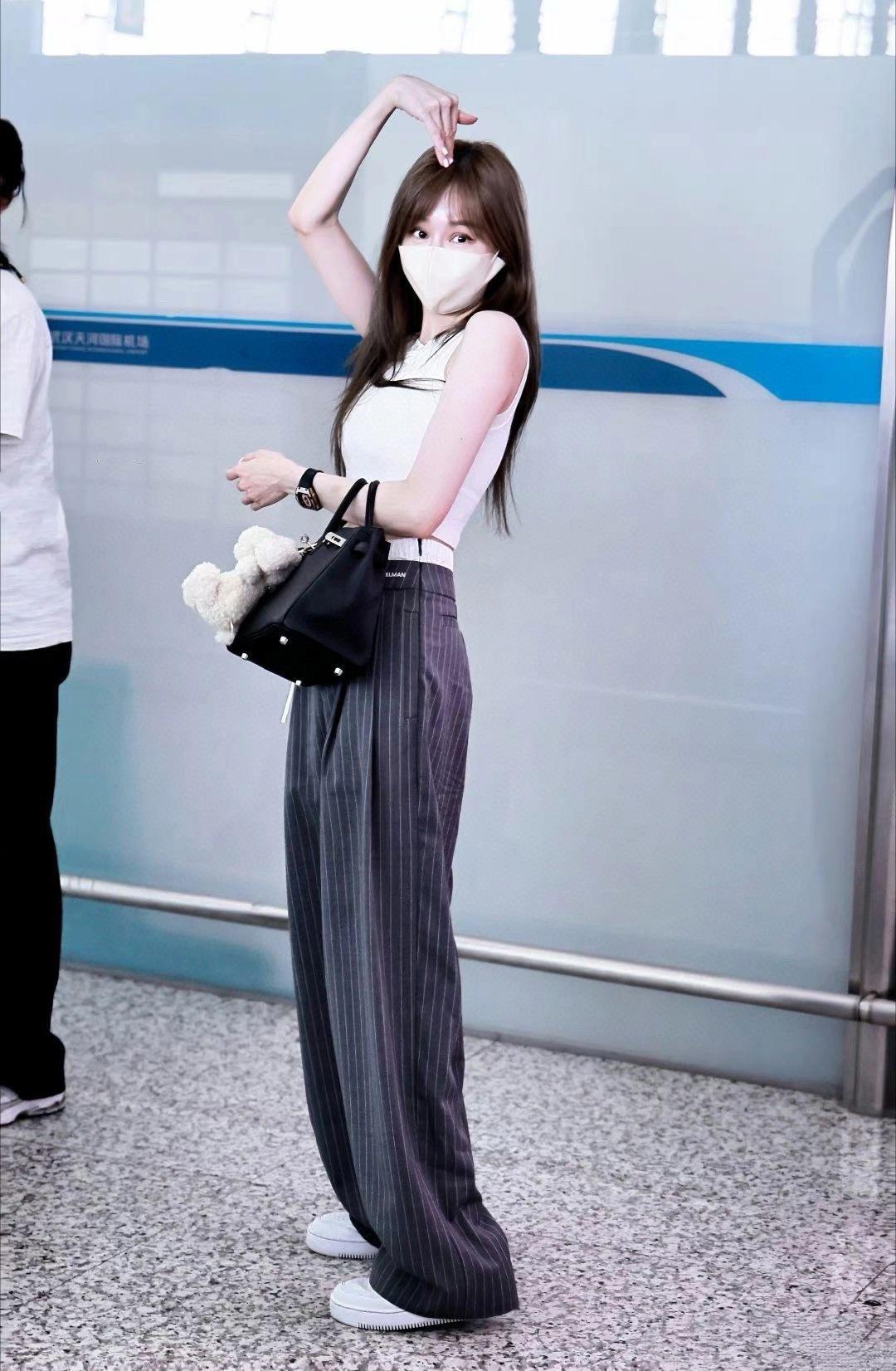 상세 이미지