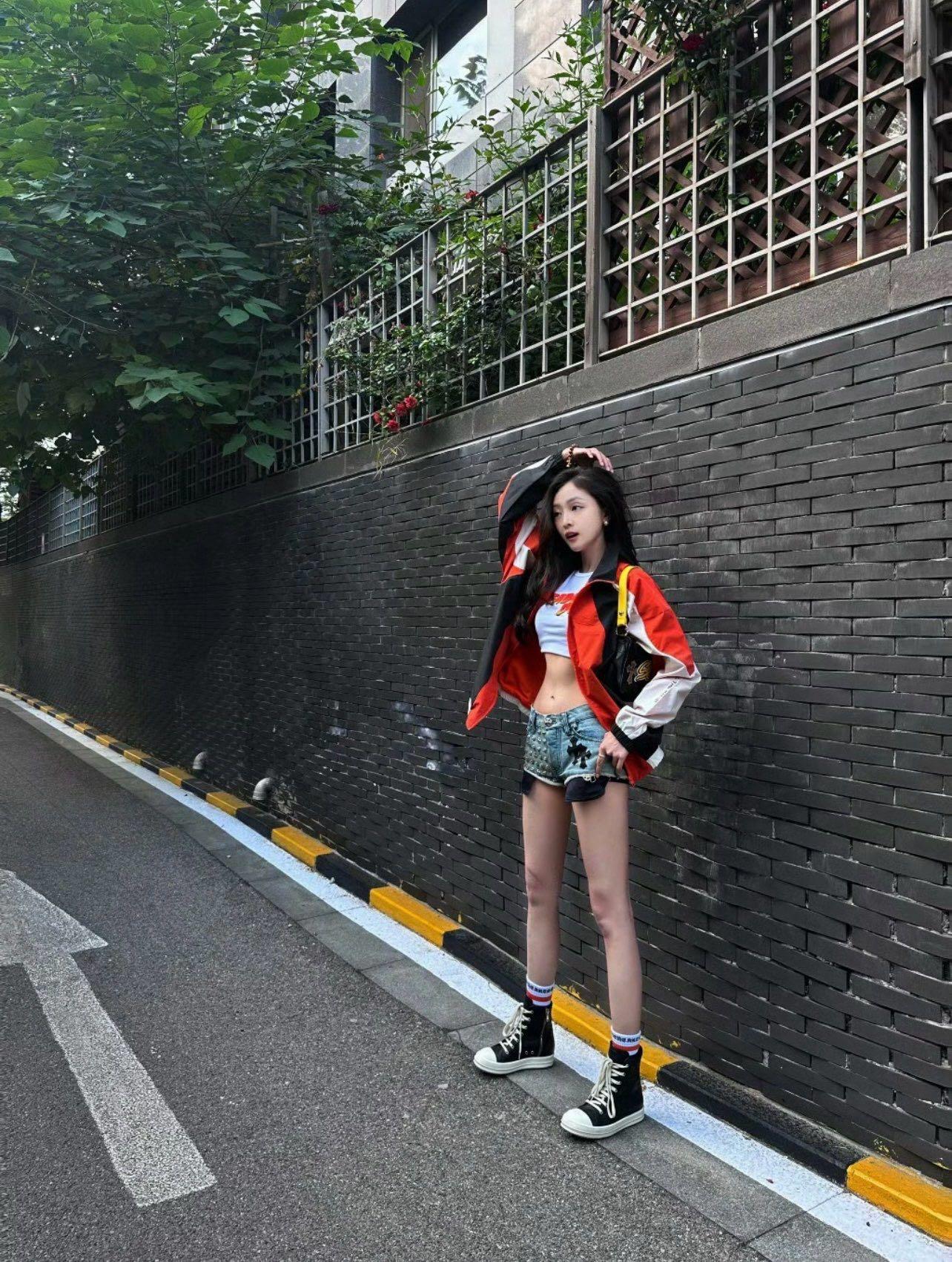 상세 이미지