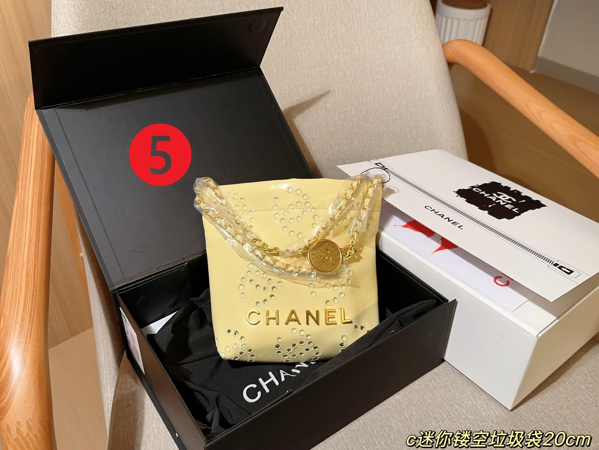 상세 이미지