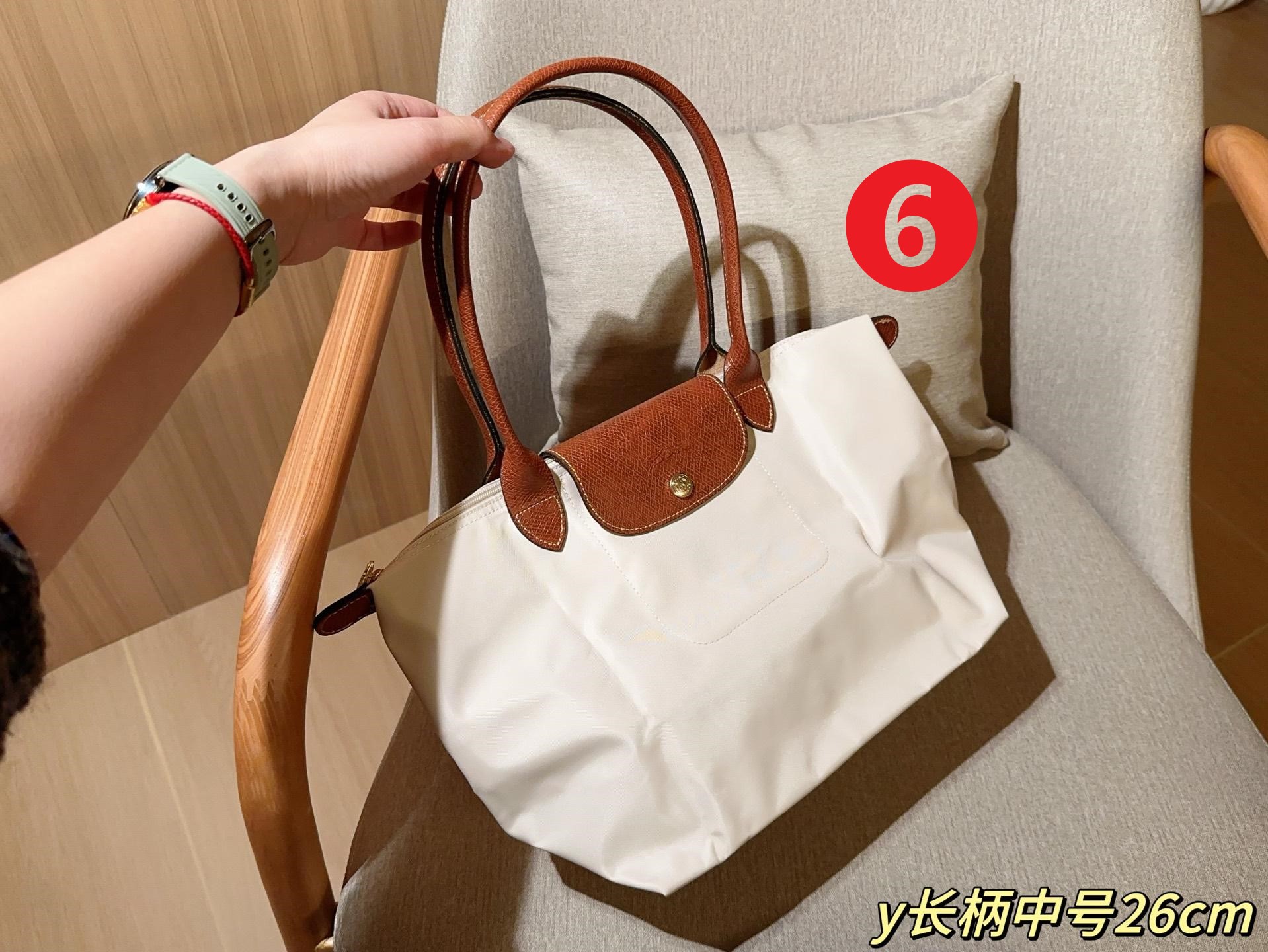 상세 이미지
