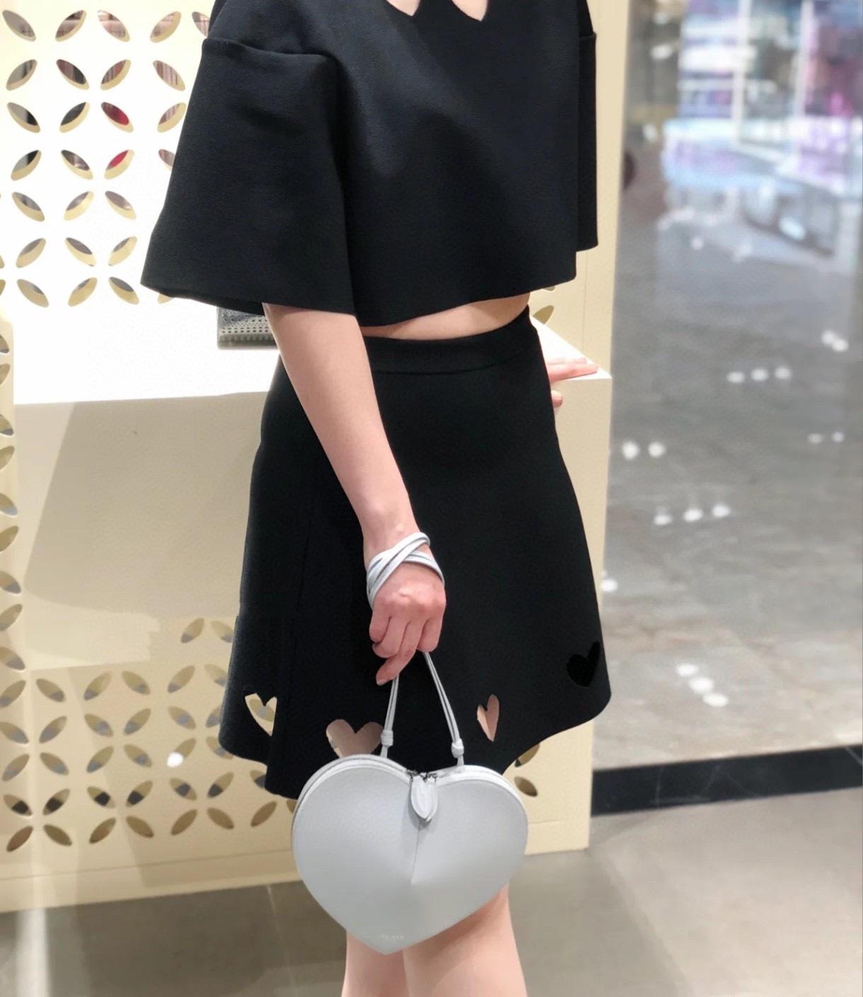 상세 이미지