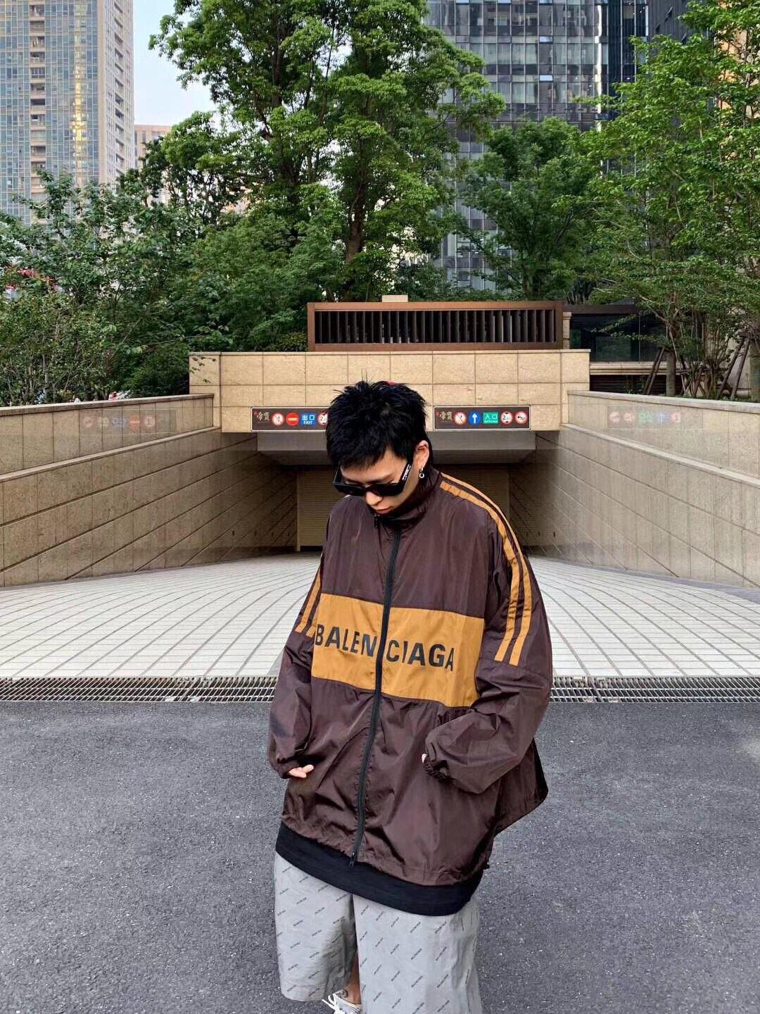상세 이미지