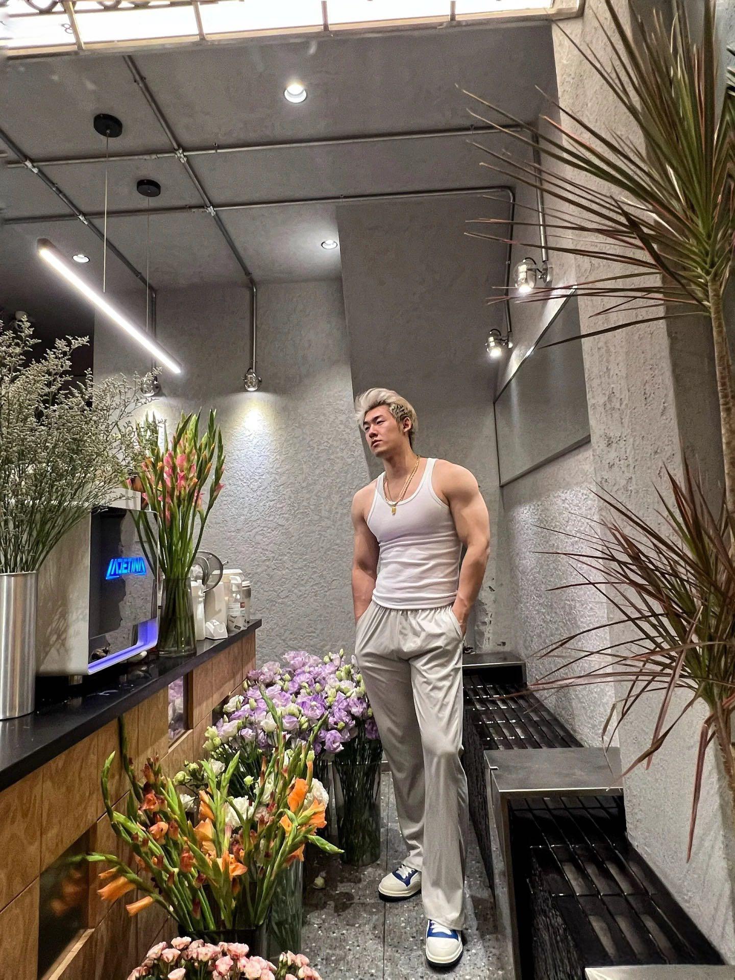 상세 이미지
