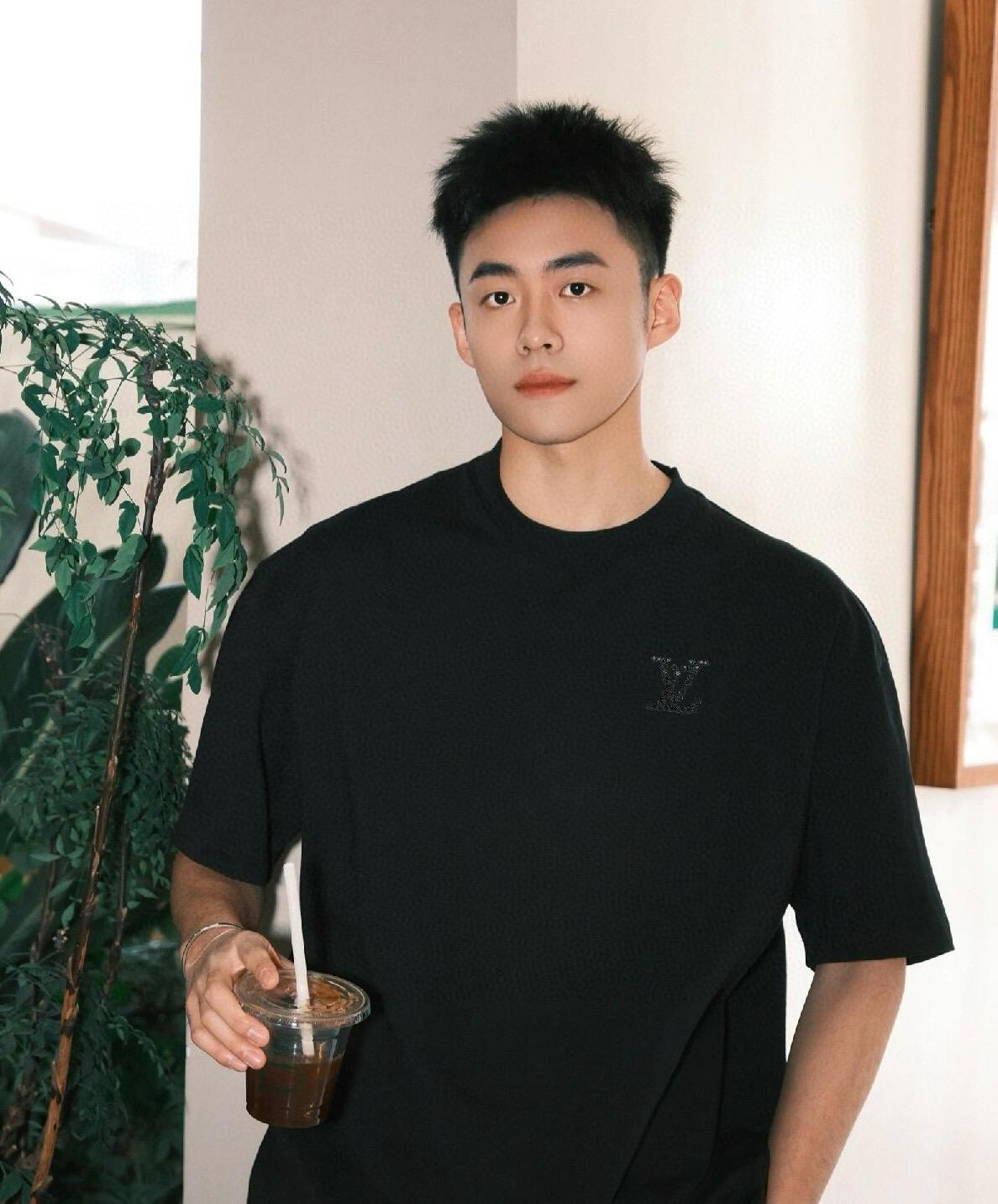 상세 이미지