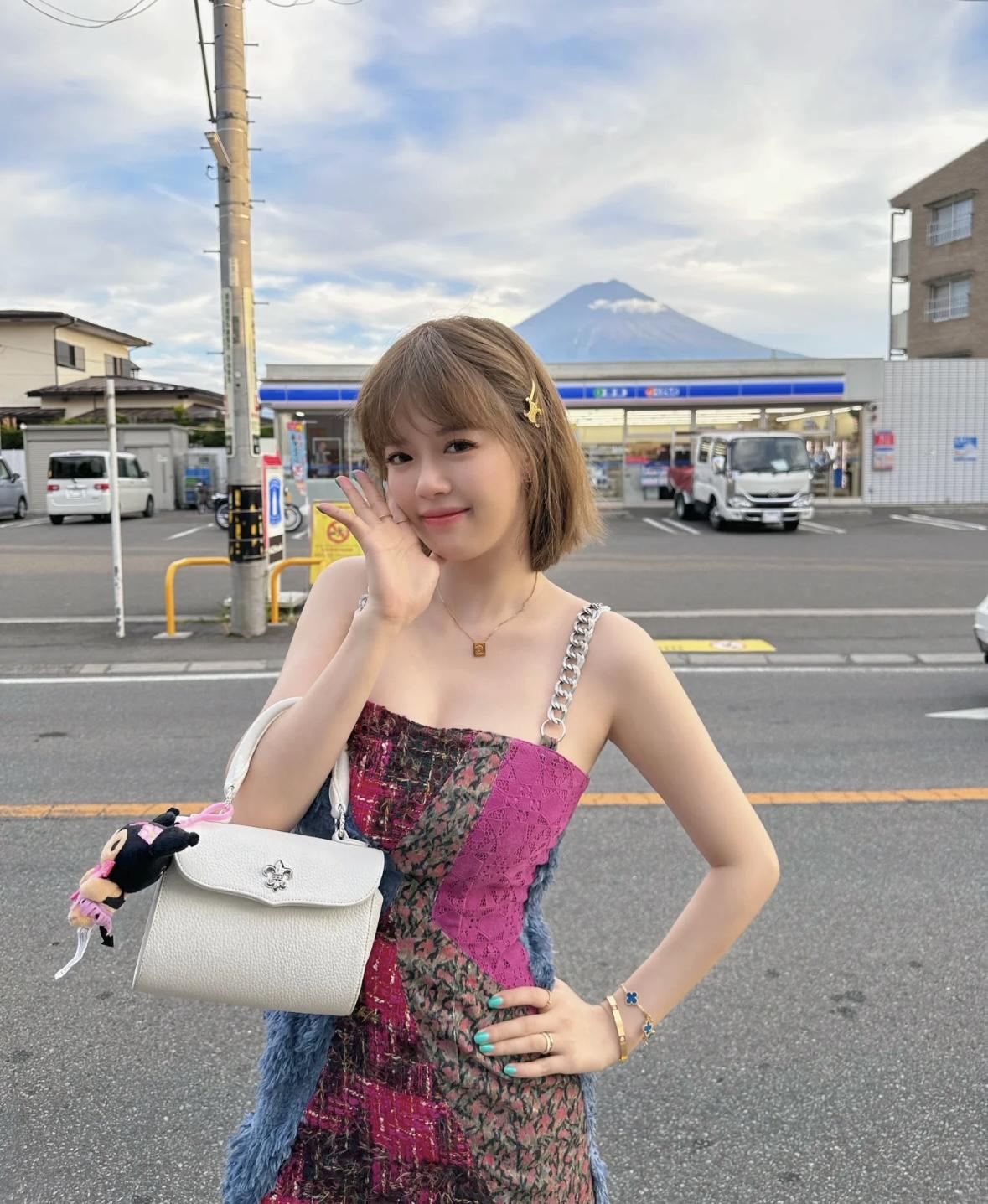 상세 이미지