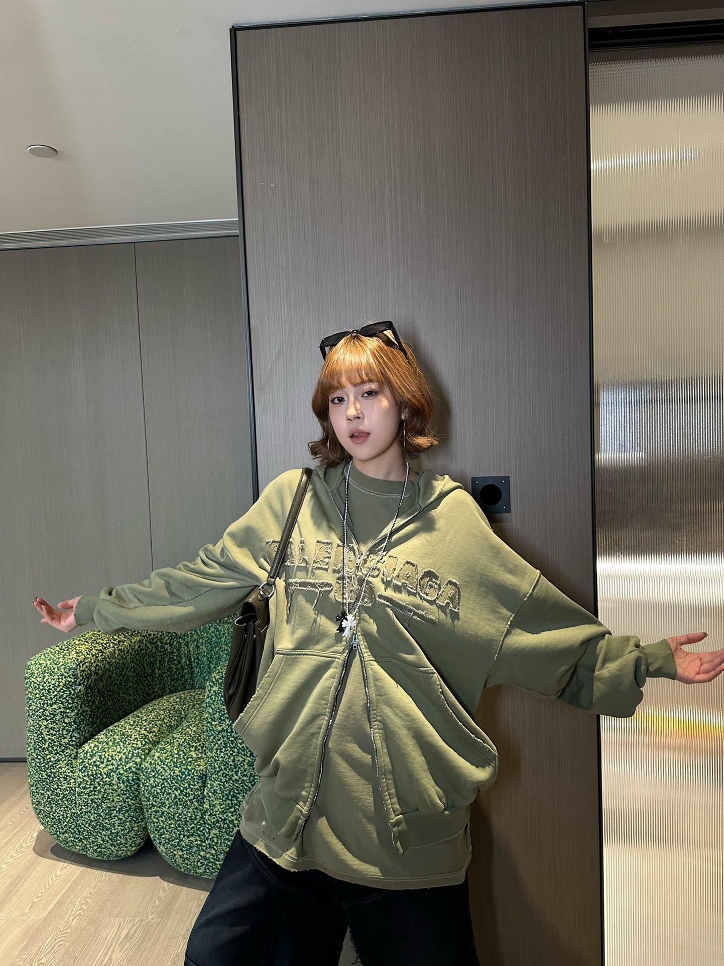 상세 이미지