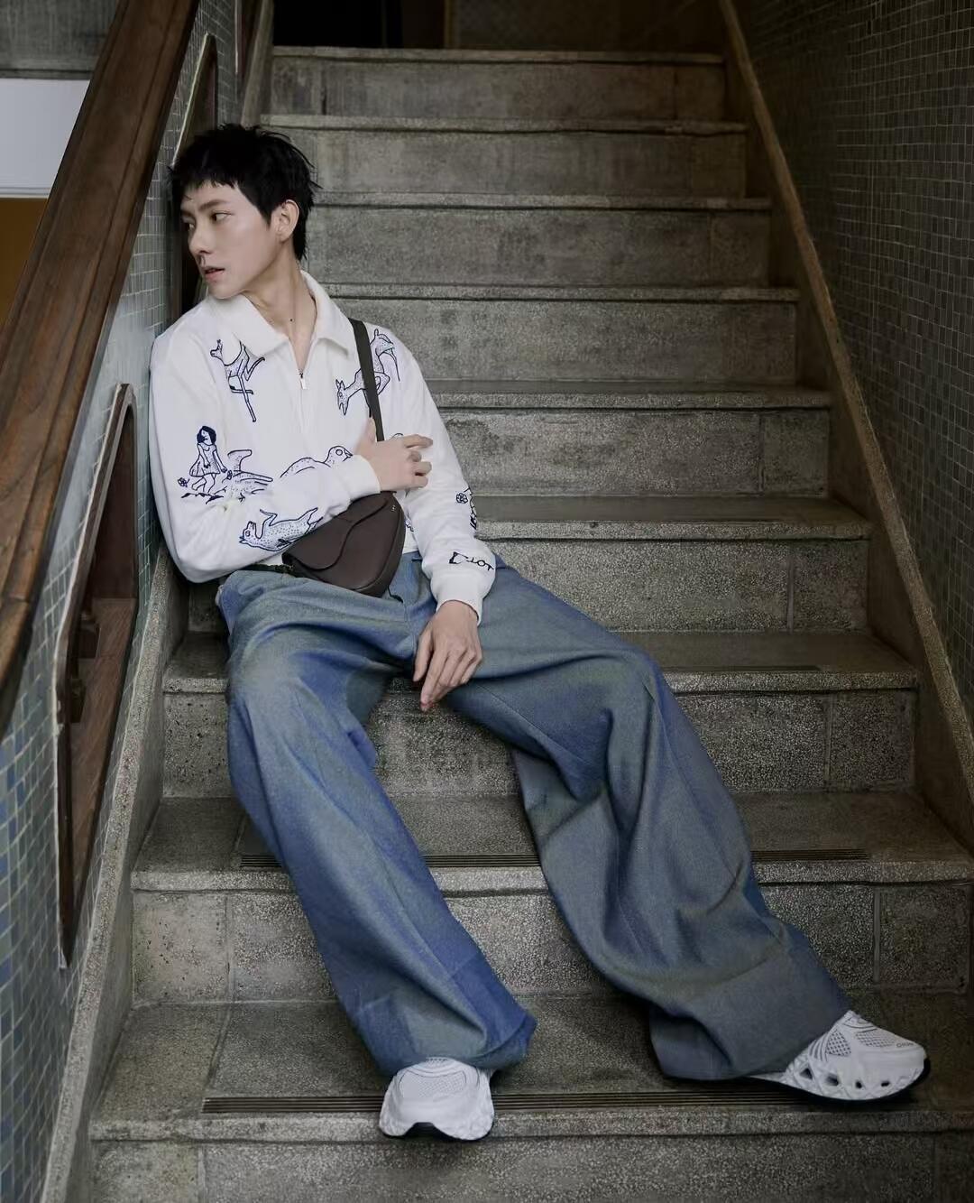 상세 이미지