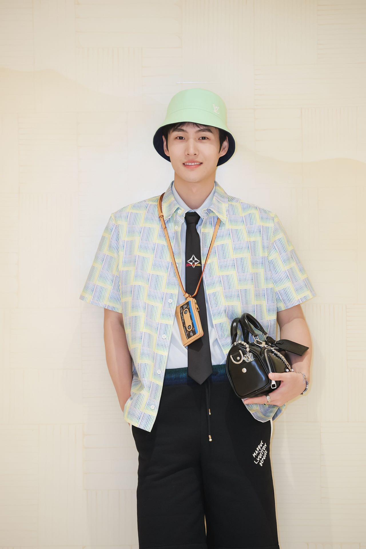상세 이미지