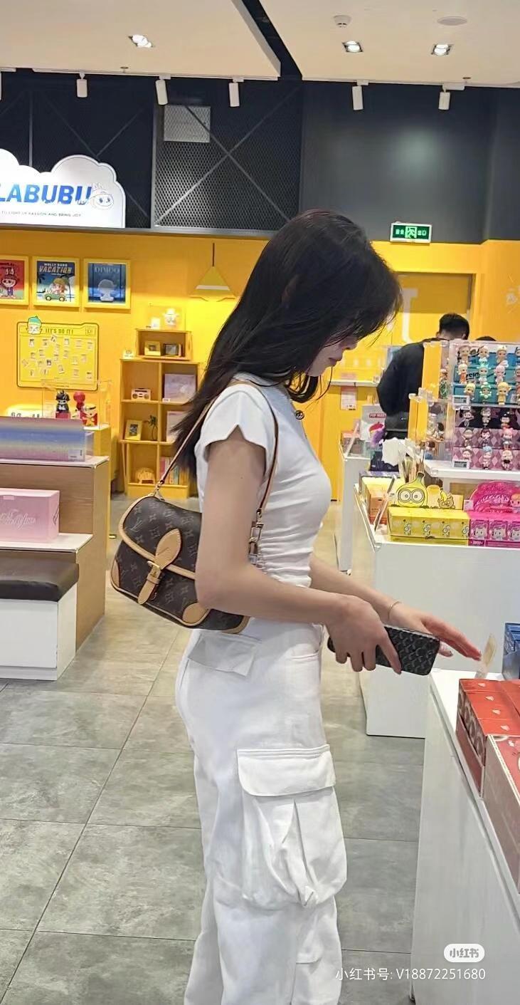 상세 이미지