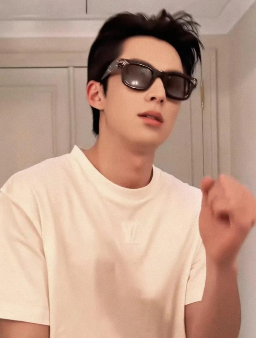 상세 이미지