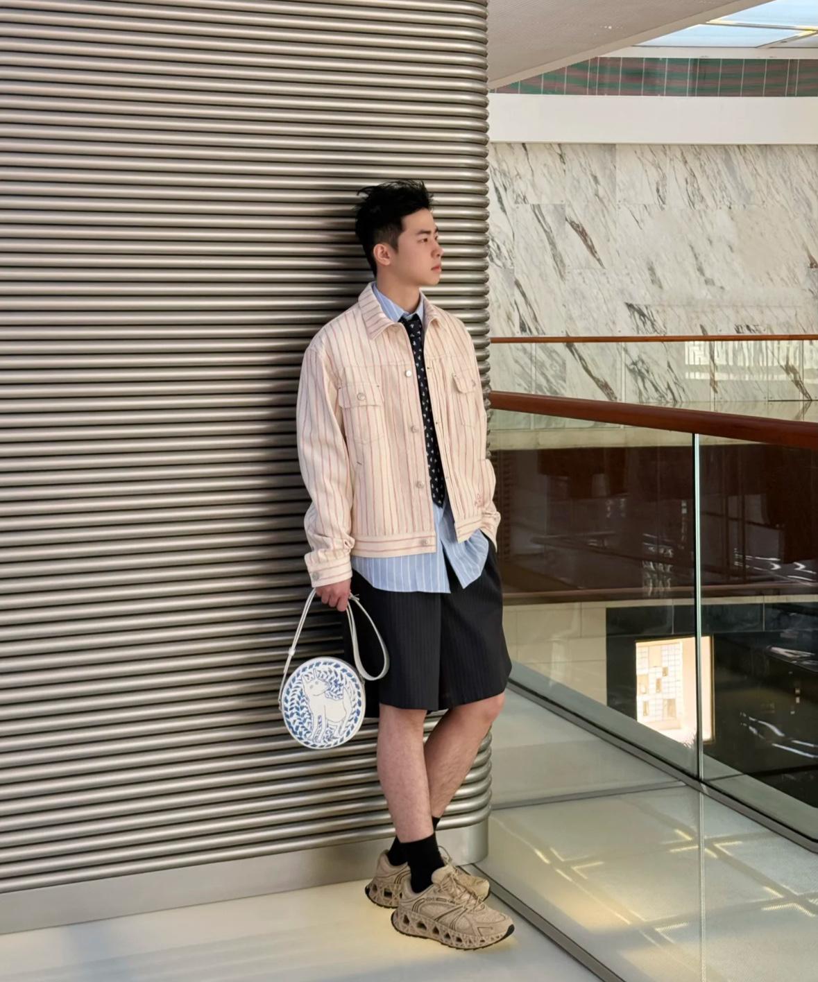 상세 이미지