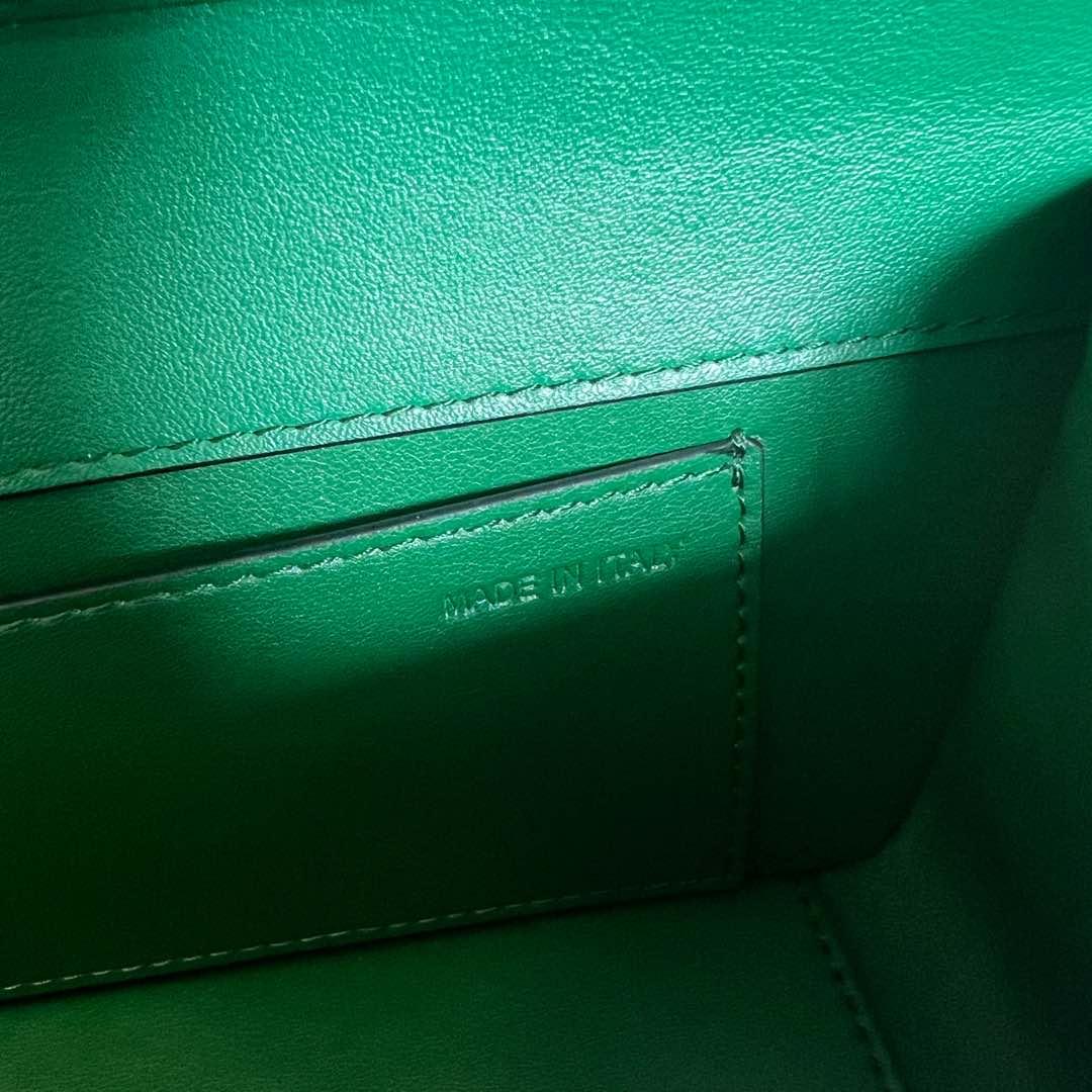 상세 이미지