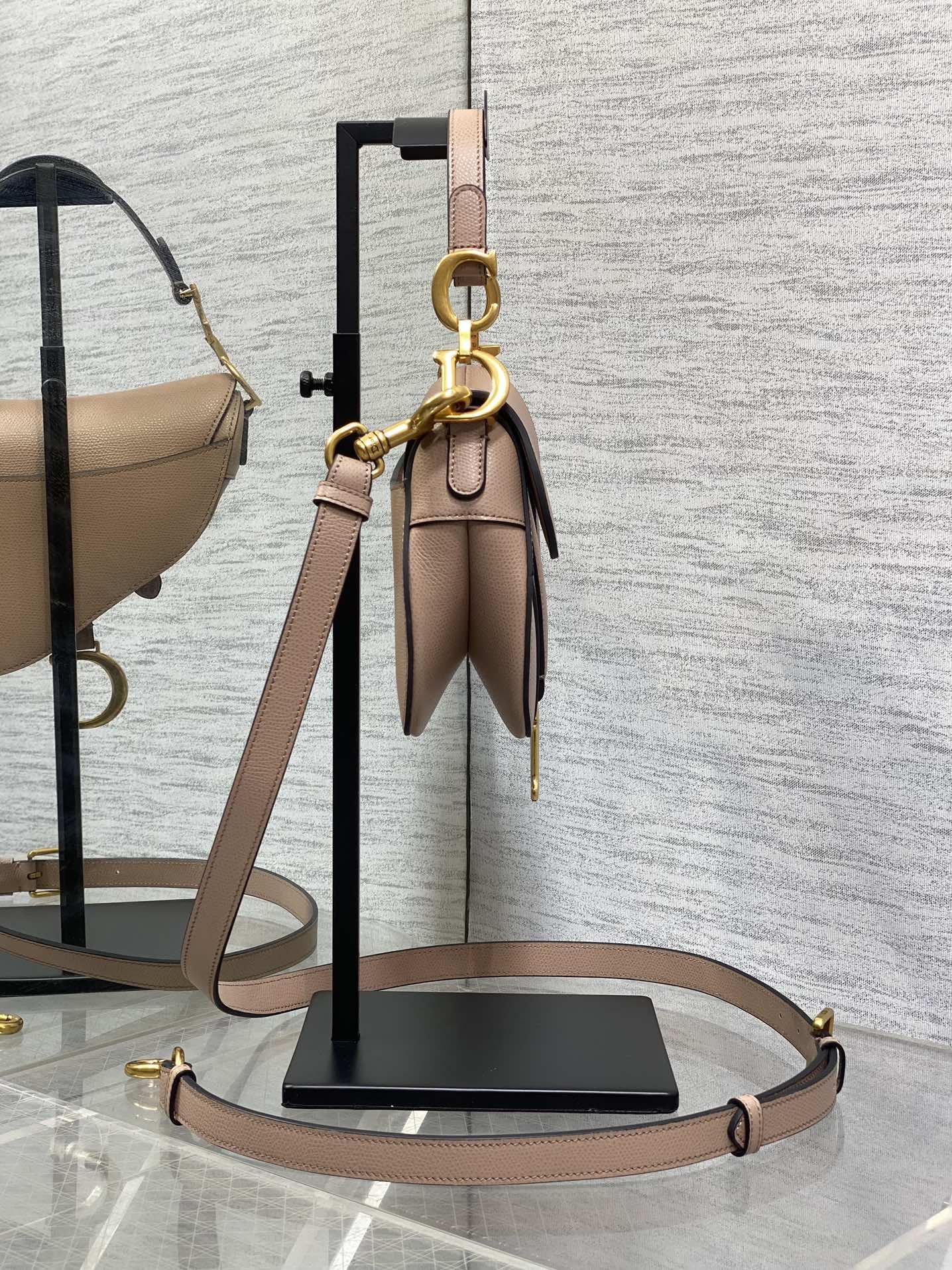 상세 이미지