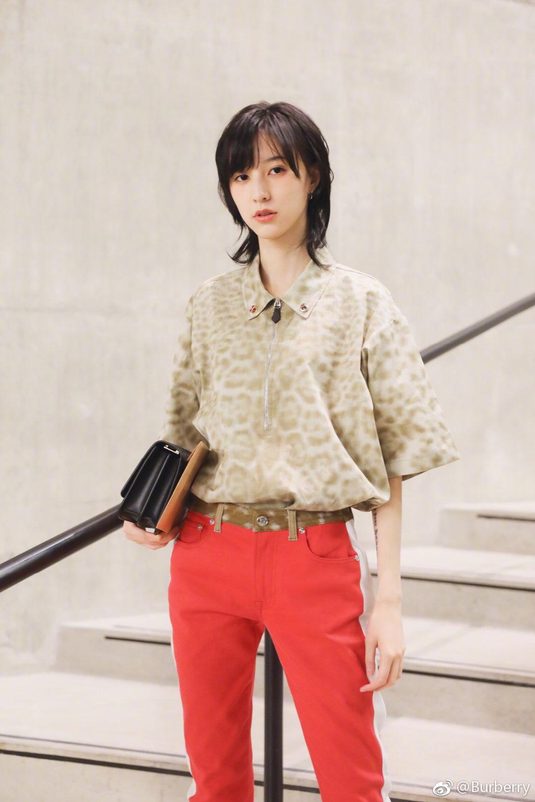 상세 이미지