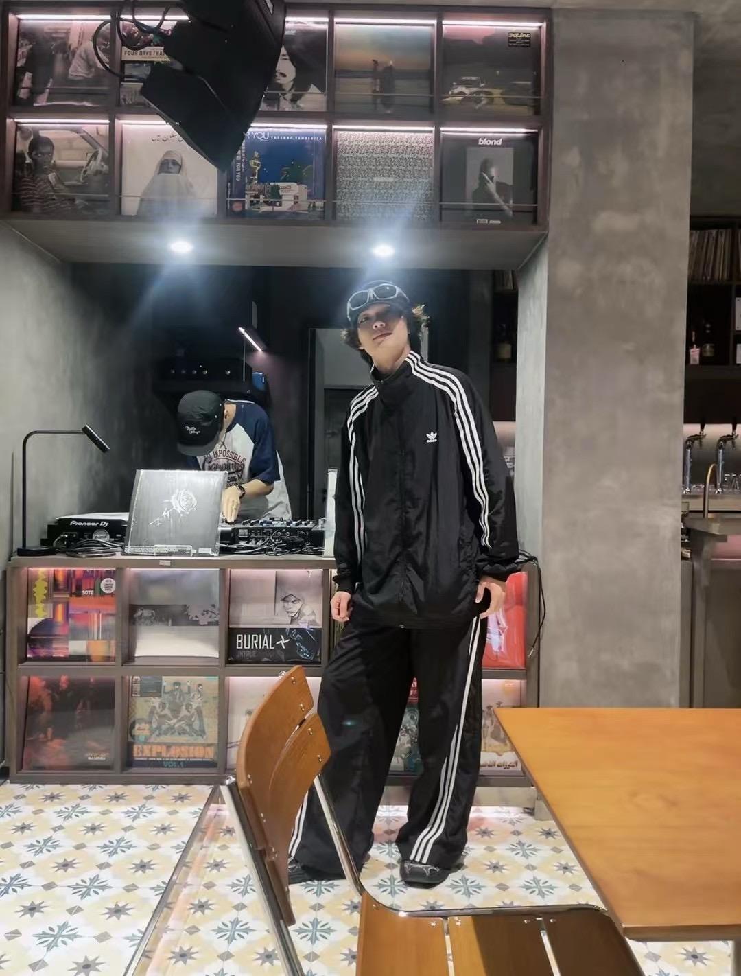 상세 이미지