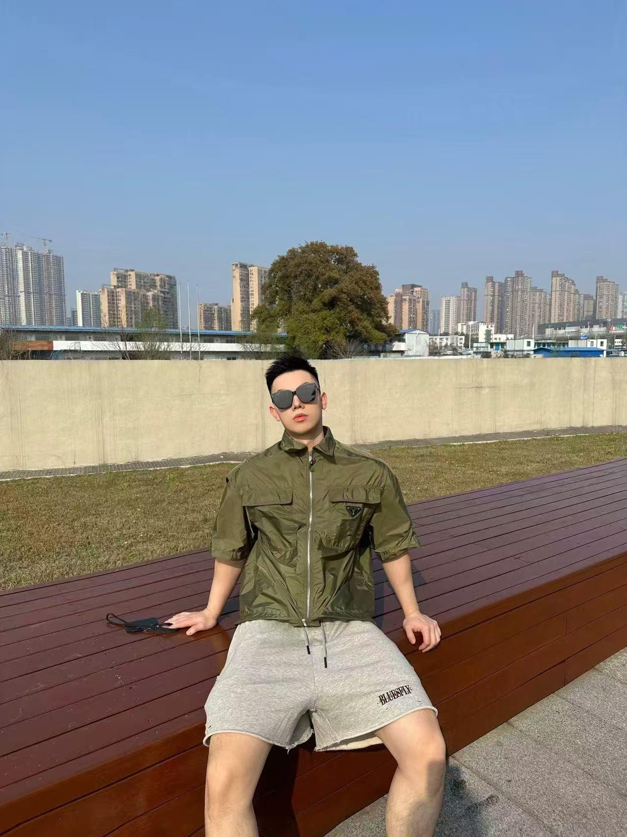 상세 이미지