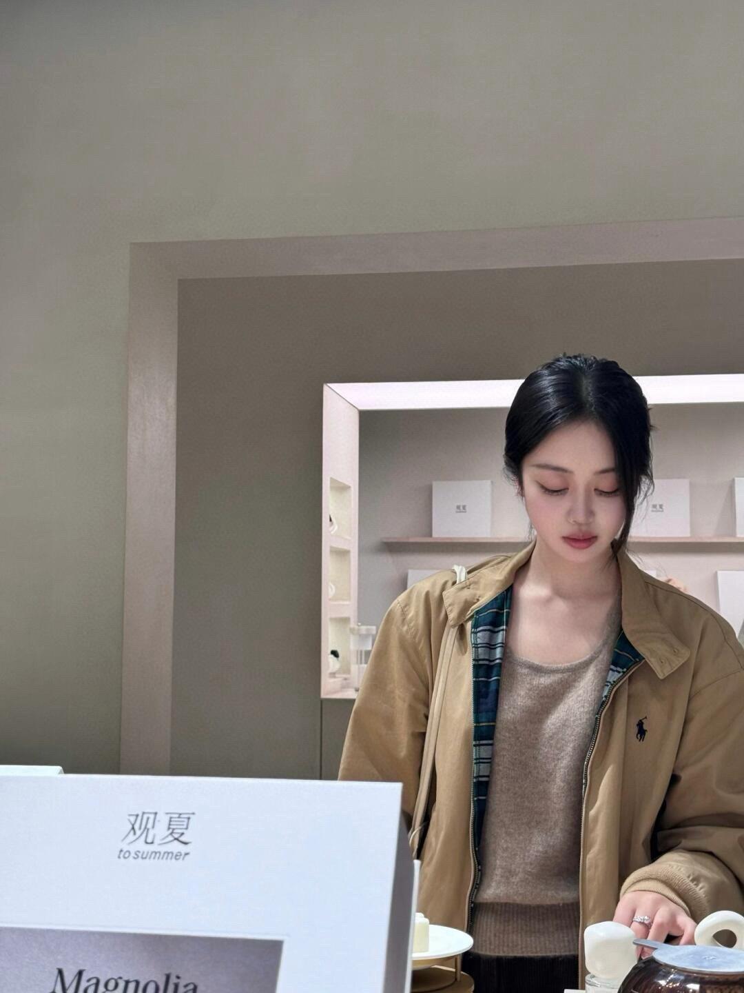 상세 이미지