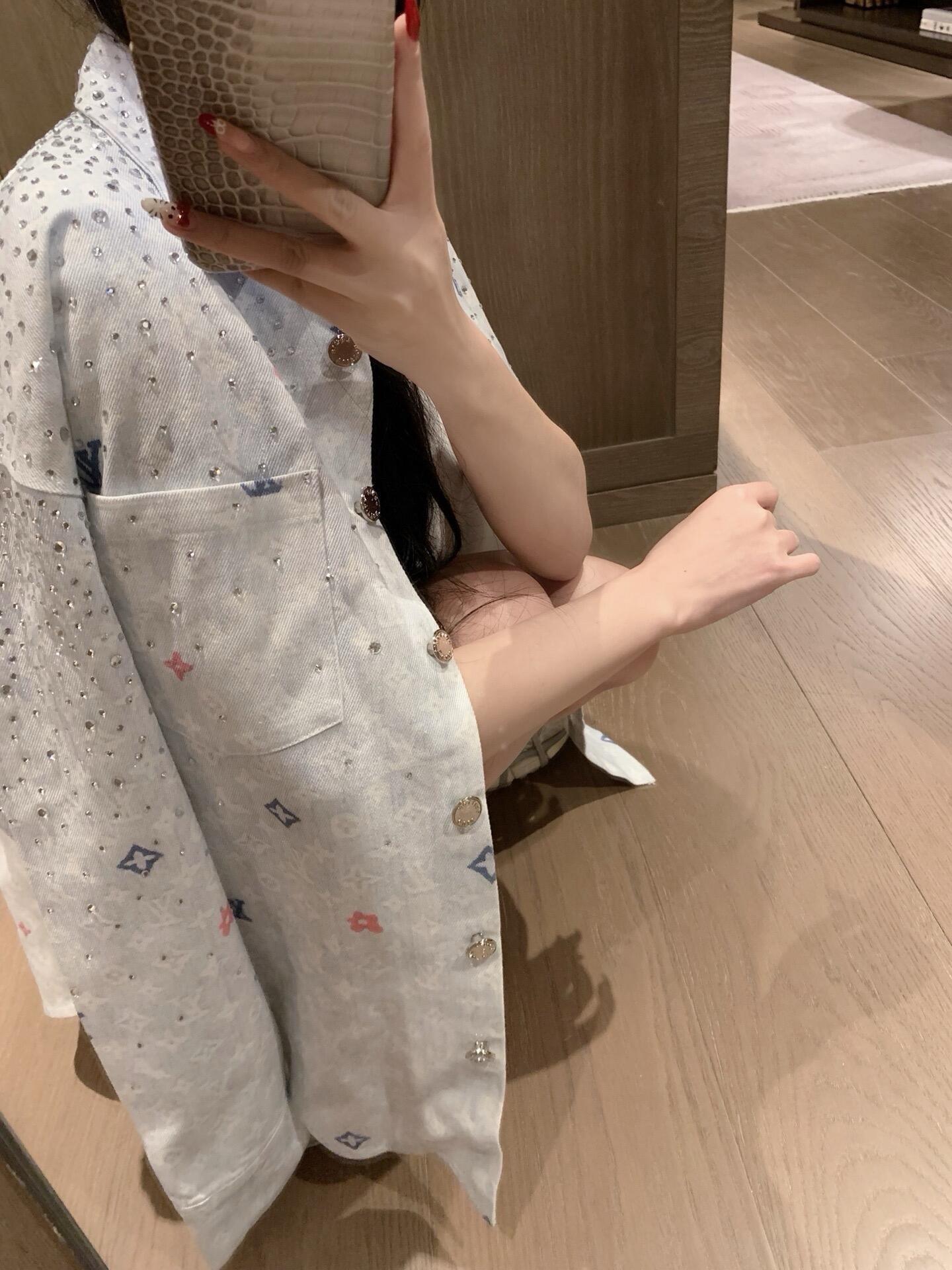 상세 이미지