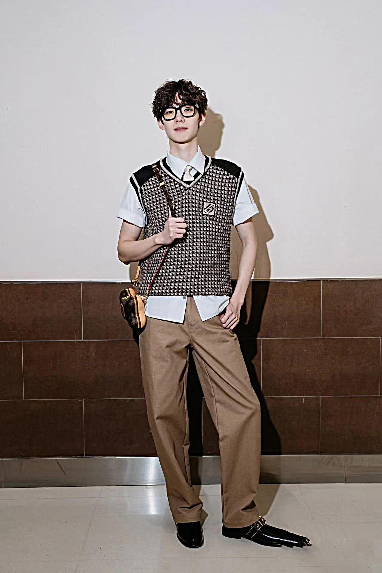 상세 이미지