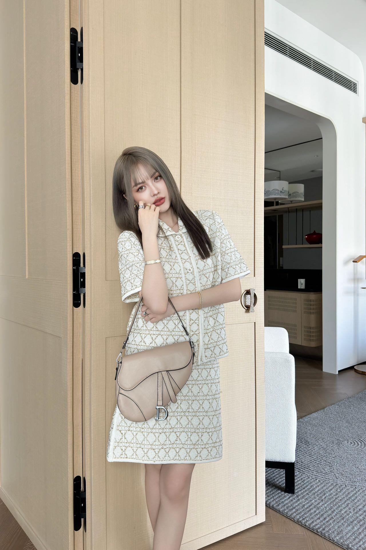 상세 이미지