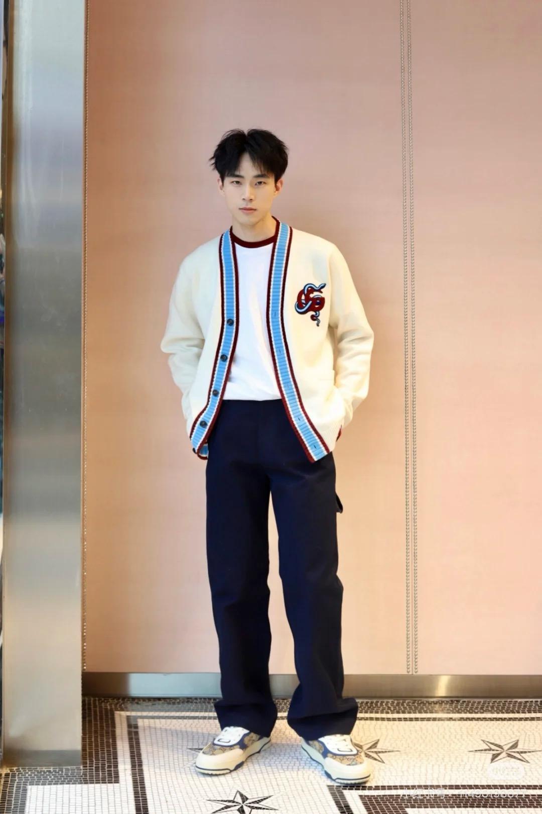 상세 이미지