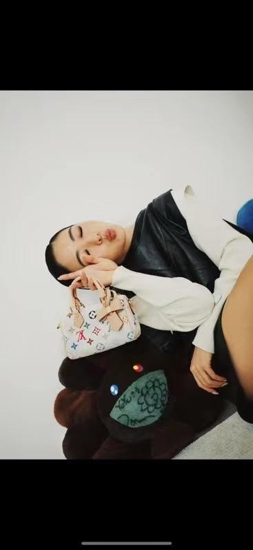 상세 이미지