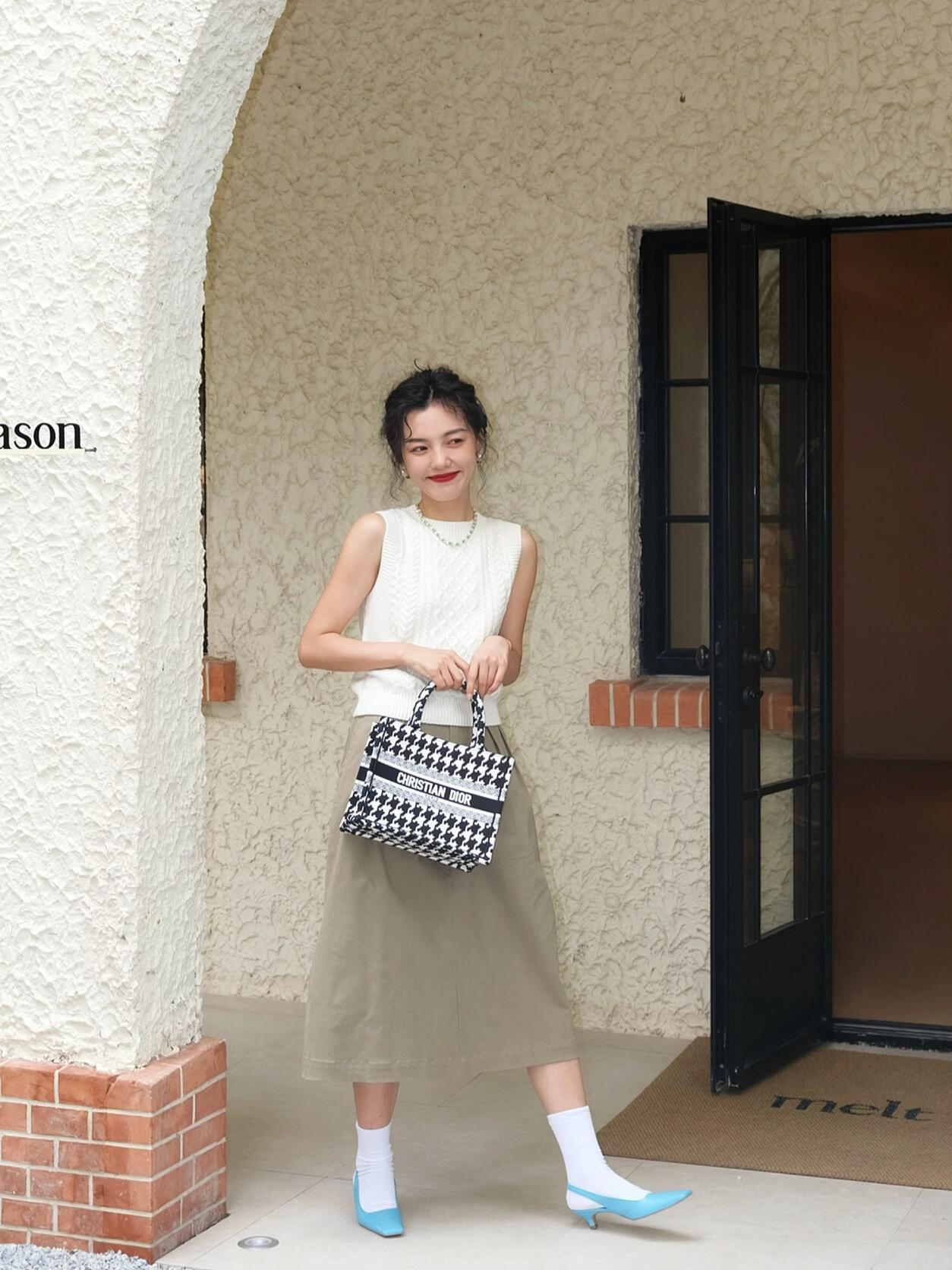 상세 이미지