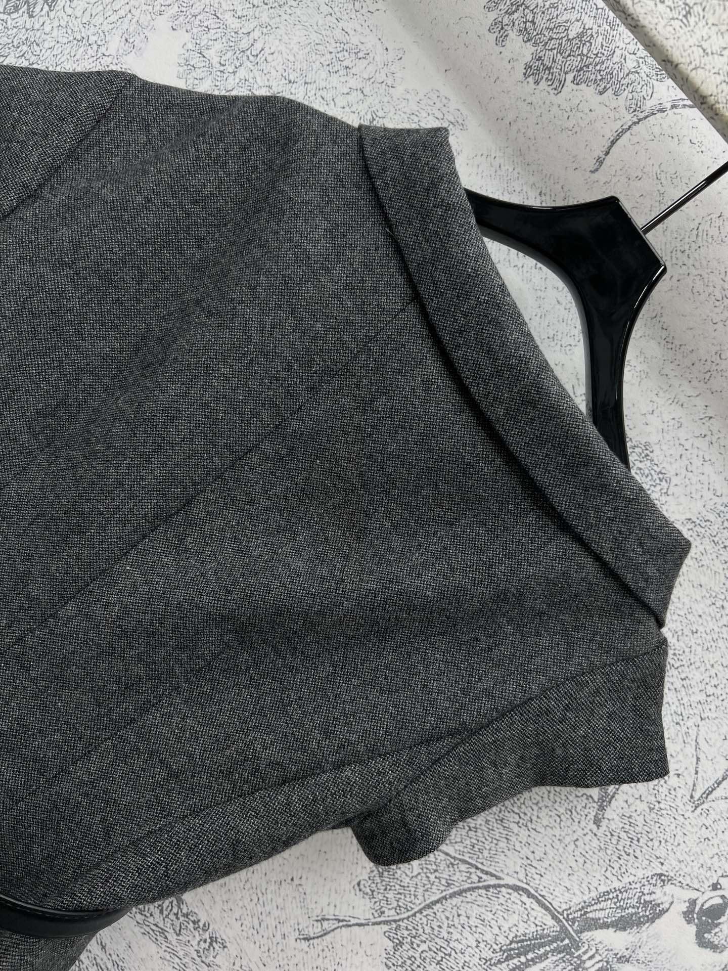 상세 이미지